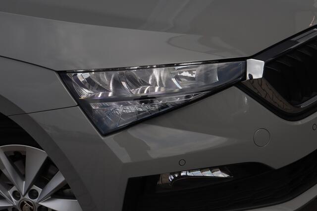 Skoda SCALA 1.0 TSI Ambition | Trekhaak | ACC | Camera |