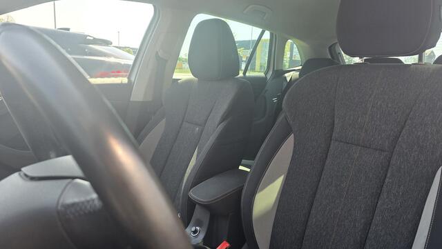 Skoda SCALA 1.5 TSI Business Edition |NAP|DOH|Automaat|Carplay|Stoelverwarming