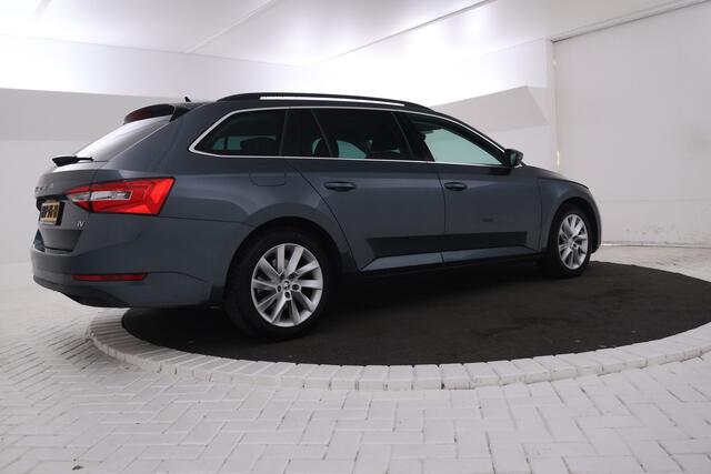 Skoda SUPERB Combi 1.4 TSI iV Business Edition Plus Airco, Apple Carplay, Navi, PDC