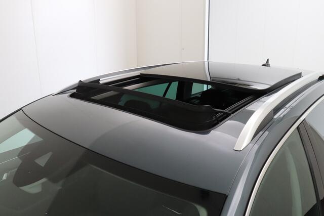 Skoda SUPERB Combi 1.4 TSI iV Business+ Pano-dak Memory Camera Dodehoek