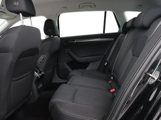 Skoda SUPERB 1.4 TSI iV Business Edition Plus | Stoelverwarming | Adaptive cruise | Virtual Cockpit | Camera | Carplay | Navigatie | Full LED | PHEV | Plug In