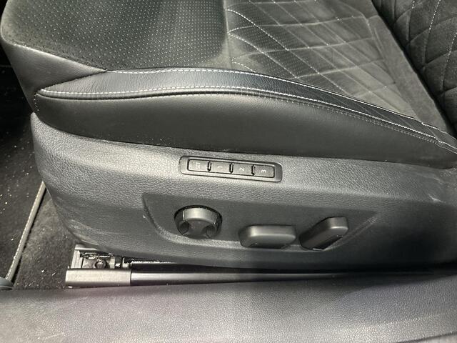 Skoda SUPERB Combi 1.5 TSI 150pk DSG ACT Sportline Business · Keyless · Camera · Apple/Android Car Play · Navigatie · Elek.Bestuurderstoel · Elek. Achterklep · 18'' Inch · Garantie t/m 30-07-2027 of 100.000km