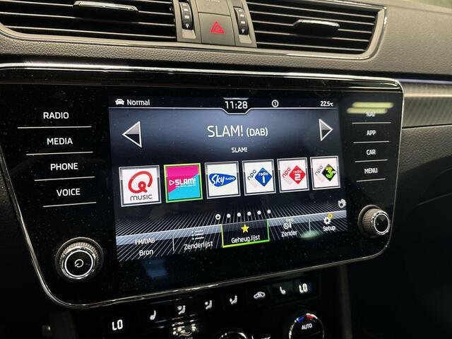 Skoda SUPERB Combi 1.5 TSI 150pk DSG ACT Sportline Business · Keyless · Camera · Apple/Android Car Play · Navigatie · Elek.Bestuurderstoel · Elek. Achterklep · 18'' Inch · Garantie t/m 30-07-2027 of 100.000km