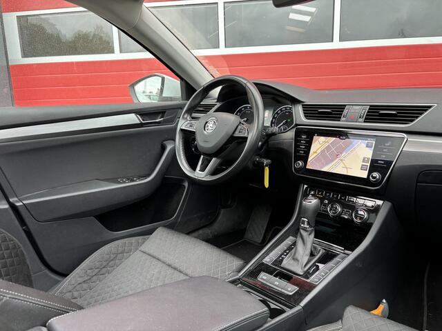 Skoda SUPERB Combi 1.4 TSI ACT Style AUTOMAAT / PANORAMADAK / TREKHAAK / STOELVERW / XENON / NAVI / CARPLAY / DAB+ / NL-AUTO
