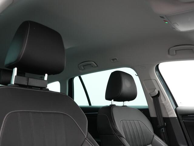 Skoda SUPERB Combi 1.4 TSI iV Business Edition Plus Plug In Hybrid 218pk Dealer O.H PHEV | Adaptive Cruise | 360 Camera | Lederen Sportstoelen Memory & Ventilatie | Keyless | Apple Carplay | Stuurverwarming | Navigatie | Virtual | DAB