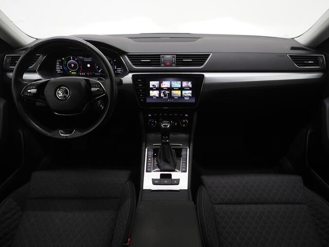 Skoda SUPERB Combi 1.4 TSI iV 218PK | Camera | Trekhaak | Keyless | Adaptive Cruise | BLIS | DAB | Carplay