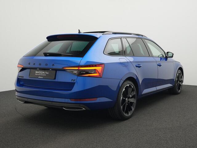 Skoda SUPERB Combi 1.4 TSI iV 218 pk DSG Sportline Business | Panoramadak | Trekhaak | Geheugenstoelen | Navigatie Columbus | Adaptief onderstel | Rondomzicht camera