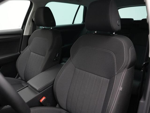 Skoda SUPERB Combi 1.4 TSI iV 218 pk DSG Business Edition Plus | Geheugenstoel | Matrix LED | Stoel-/achterbankverwarming | Achteruitrijcamera | Navigatie