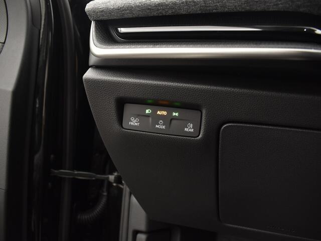 Skoda SUPERB combi Business Edition 1.5 TSI PHEV 150 kW / 204 PK Comb | 18'' Lichtmetalen Velgen | Akoestisch pakket | 2000,- inruilvoordeel!!