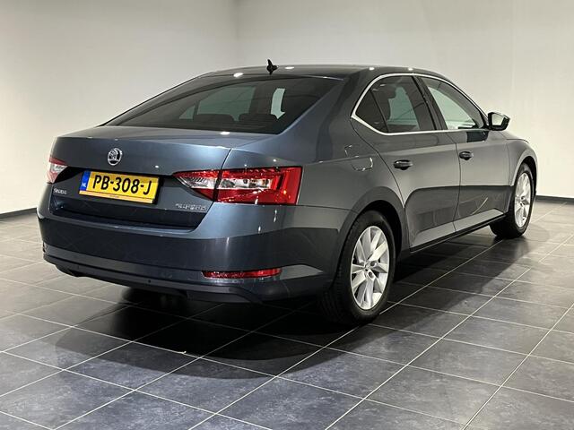 Skoda SUPERB 1.4 TSI ACT Ambition Business | Navigatie | Cruise control | Parkeersensoren