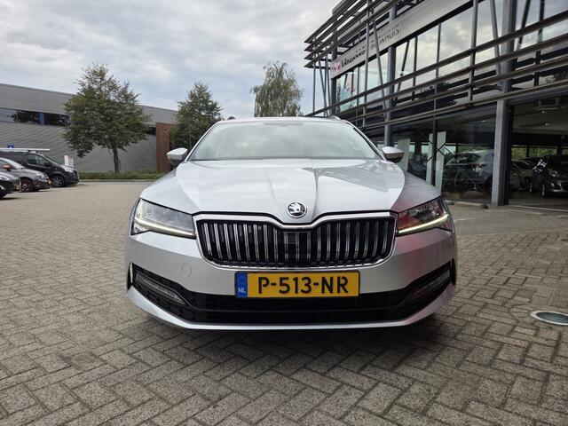 Skoda SUPERB Combi 1.5 TSI A/T Business Edition | Virtual cockpit | Navi