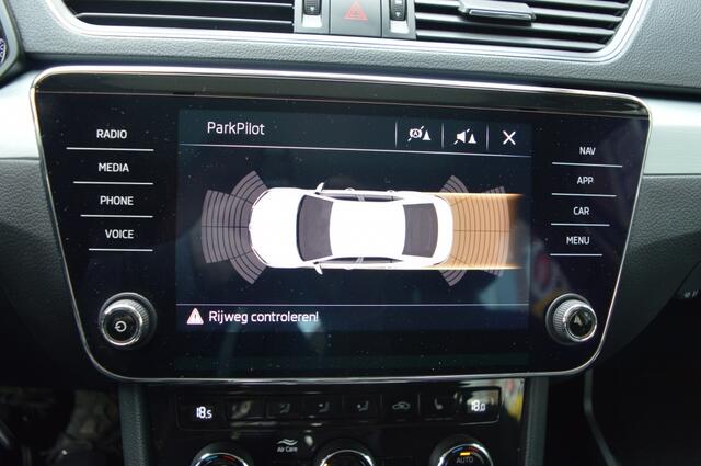 Skoda SUPERB ACT/PANORAMADAK/NAVI/XENON/P 1.5 TSI ACT Amb. Bns