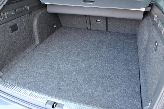 Skoda SUPERB Combi 1.4 TSI IV Laurin & Klement 218pk DSG6