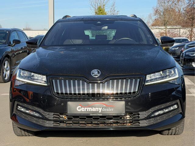 Skoda SUPERB Combi 1.4 TSI iV 218pk Sportline Business Pano Matrix ACC BSM DCC Elektr. Zetels Stuur/Stoel/Achterbank verw. Tr.haak VOL!!