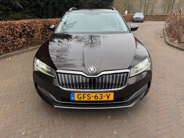 Skoda SUPERB COMBI 1.4TSI Iv Business Edition Plus/VIRTDASH/NAVIGATIE/MATRIX LED
