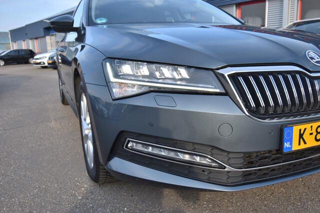 Skoda SUPERB Combi 1.5 TSI ACT Business Edition Plus , NAVI , CR CONTR , LED KOPL , ST V+A EN STUUR VERW ,