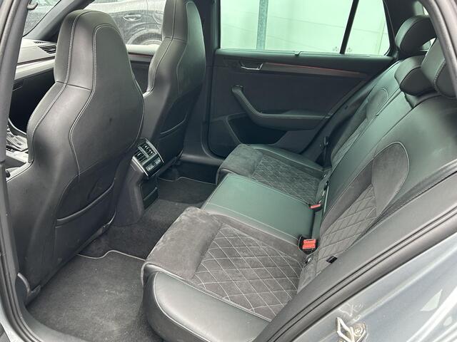 Skoda SUPERB Combi 1.4 TSI iV Sportline Business | Schuif/Kantel-Dak | Canton Audio | Voor+Achter-Stoelen Verwarmd | Trekhaak