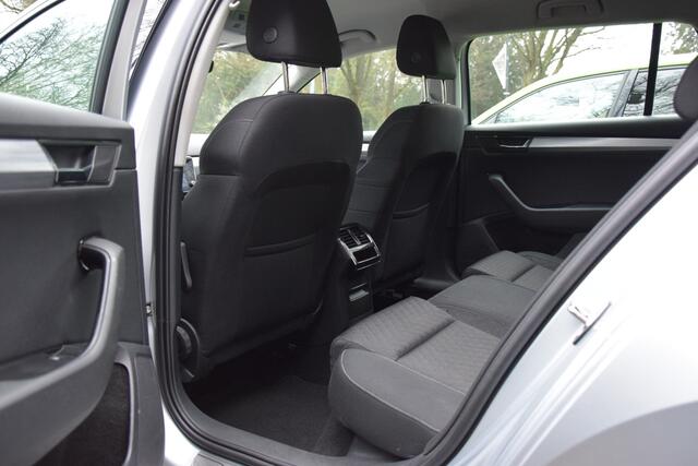 Skoda SUPERB Combi 1.5 TSI ACT 150PK Business Edition DSG Automaat | NL-Auto | BOVAG Garantie | Virtual Cockpit | Apple Carplay/Android Auto | Full LED | PDC Achter | Cruise&Climate Control |