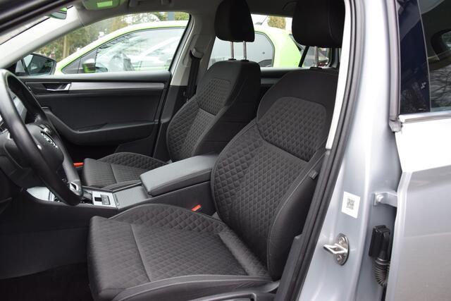 Skoda SUPERB Combi 1.5 TSI ACT 150PK Business Edition DSG Automaat | NL-Auto | BOVAG Garantie | Virtual Cockpit | Apple Carplay/Android Auto | Full LED | PDC Achter | Cruise&Climate Control |