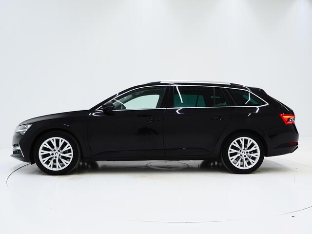 Skoda SUPERB Combi 1.4 TSI iV 218PK Style | Massage | Trekhaak | Camera | Adaptive Cruise | Keyless | Virtual | Memory | Carplay