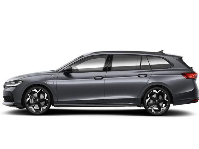 Skoda SUPERB Sportline Business 1.5 TSI PHEV 204 PK | Trekhaak | Head-up display | Canton audio | Adaptive cruise control
