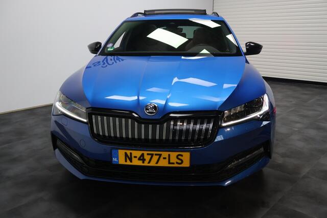 Skoda SUPERB Combi 1.4 TSI iV Sport Business | Panoramadak | Matrix LED | Navigatie