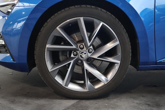 Skoda SUPERB Combi 1.4 TSI iV Sport Business | Panoramadak | Matrix LED | Navigatie