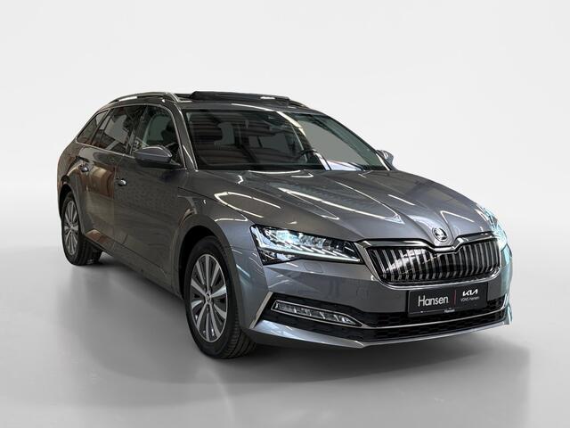 Skoda SUPERB Combi 1.4 TSI iV Style I Panoramadak I Navi I Elek. Stoelen
