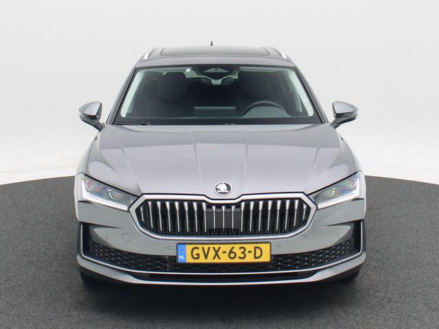 Skoda SUPERB Combi 1.5 TSi 204 Pk PHEV Automaat Edition | Trekhaak | Stoel Verwarming | Full LED | Panorama Dak | Camera | 19 inch | 77.241 Km !!