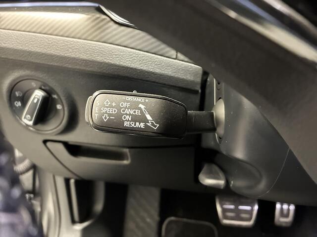 Skoda SUPERB Combi 1.4 TSI 218pk DSG iV Sportline Business · Panoramadak · Camera · Elek Bestuurderstoel Met Geheugen · Apple/Android Car Play · Elek. Achterklep · Keyless · 19'' Inch · Garantie t/m 30-07-2028 of 100.000km