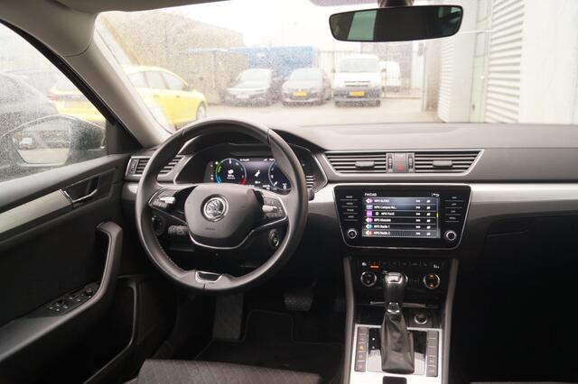 Skoda SUPERB Combi 1.4 TSI iV PHEV Business Edition Plus -NAVI-ECC-