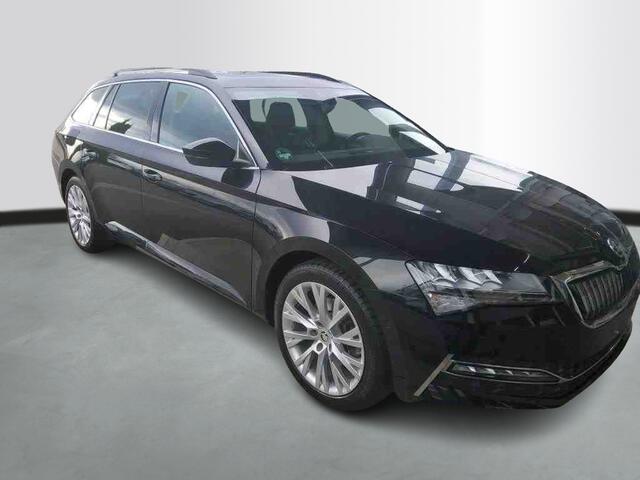 Skoda SUPERB Combi 1.4 TSI iV 218pk PHEV Business Plus / Panoramadak / Trekhaak / Alcantara / Wordt Verwacht