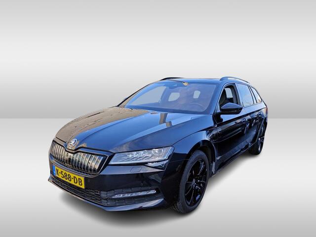 Skoda SUPERB Combi 1.4 TSI iV 218pk Sportline Business DSG Automaat Panoramadak / Navigatie / Camera / LED verlichting / Sport-Comfortstoelen