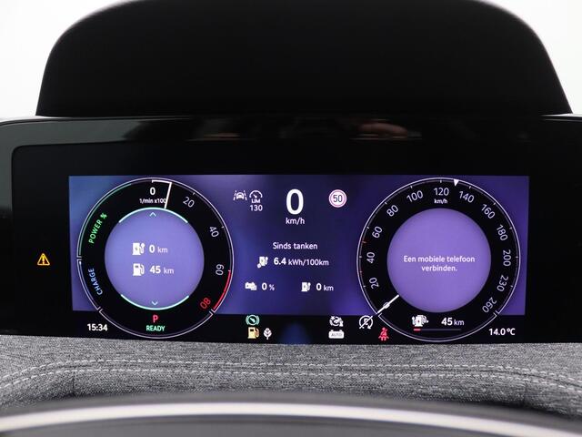 Skoda SUPERB Combi 1.5 TSI PHEV Edition 204PK DSG Pano-Schuifdak, Trekhaak, 17" LM Velgen, Achteruitrijcamera, Side Assist, Navi via Apple Carplay/Android Auto, Stoelverwarming