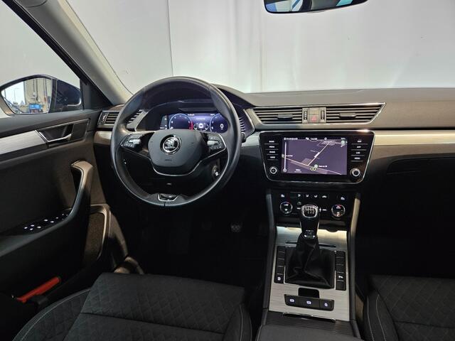 Skoda SUPERB Combi 1.5 TSI ACT Business Edition / Trekhaak / Virtual / NL Auto