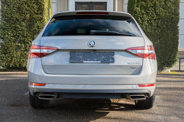 Skoda SUPERB Combi 2.0 TSI 4x4 Sportline TREKHAAK | PANO | ACC | CANTON | DCC | CAMERA