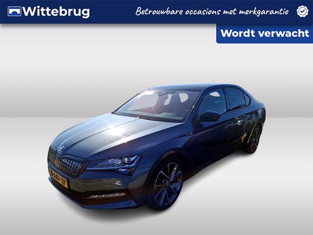 Skoda SUPERB 1.4 TSI iV Sportline Business / AUTOMAAT/ PANODAK/ DIGITAL DASH/ ALCANTARA/ NAVI/ PARK. SENSOREN + CAMERA/ CLIMA/ STOELVERWARMING