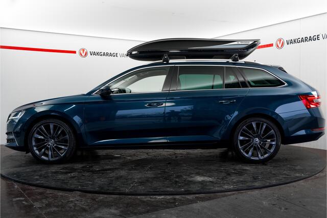 Skoda SUPERB Combi 1.4 TSI iV Business Edition Plus Complete auto! inc. Fietsen drager en ski koffer!