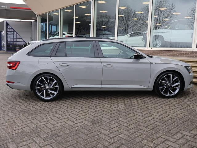 Skoda SUPERB Combi 1.4 TSI ACT 150 PK SPORTLINE DSG AUT. *STEEL GREY* + WEGKL. TREKHAAK | PANORAMA | 19 INCH | CANTON | ADAPTIVE CRUISE | ALCANTARA