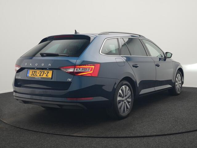 Skoda SUPERB Combi 1.4 TSI iV Ambition PHEV 218pk Dealer O.H. | Camera | Lederen Sportstoelen Memory & Verwarmd | Keyless | Apple Carplay | Virtual Cockpit | Navigatie | Cruise Control | DAB | Plug In Hybrid