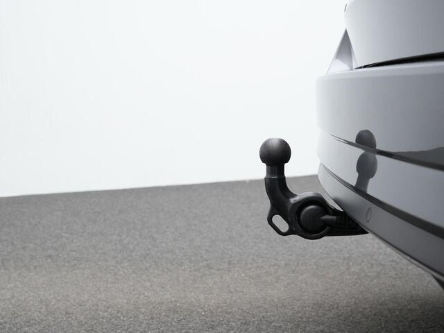 Skoda SUPERB 1.4 TSI iV 218 pk Sportline | Panoramadak | Trekhaak | Navigatie Columbus | Geheugenstoelen | Adaptief onderstel | 360 Camera | Matrix LED | Canton