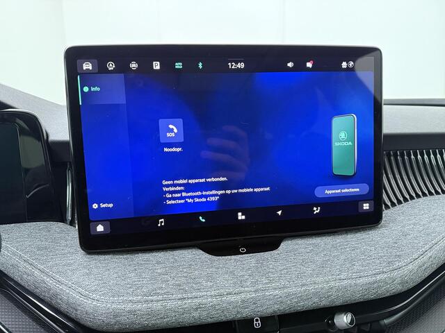 Skoda SUPERB Combi First Edition 1.5 TSI 150 PK DSG | Automaat | Panorama Dak | Navigatie | Adaptieve cruise control | 19'' Lichtmetalen velgen | Camera |