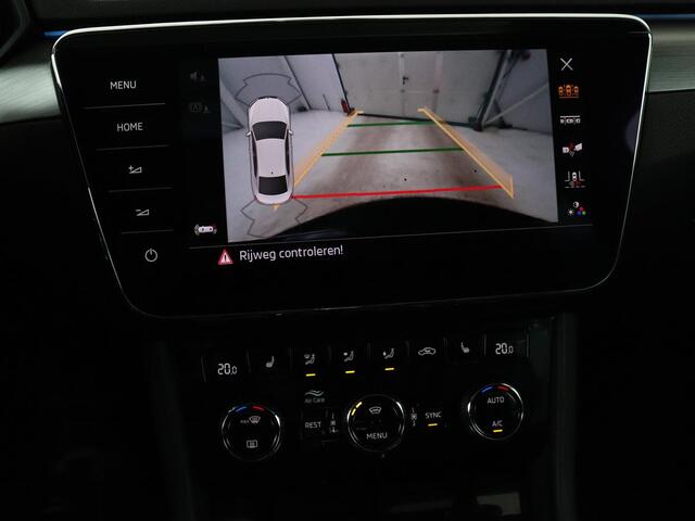 Skoda SUPERB 1.5 TSI Style Business | Panoramadak | Leder | Adaptive cruise | Stoelverwarming | Camera | Bi-Xenon | Navigatie | Dodehoek detectie | Getint glas