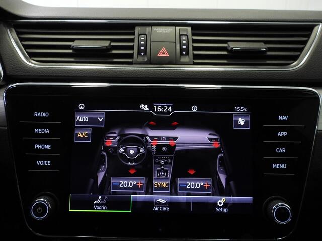 Skoda SUPERB Combi 1.5 TSI ACT Business NAVI/SCHUIFDAK/LED/TREKH./16"LMV!
