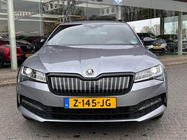 Skoda SUPERB Combi 1.4 TSI iV PHEV Sportline Business | Matrix Led | All season | Camera | Climate | cruise control | navi | R u i m t e! |