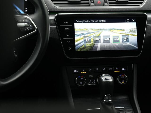 Skoda SUPERB 1.4 TSI iV 218 pk Style | Panoramadak | Trekhaak | Navigatie Columbus | Geheugenstoel | Matrix LED | 360 Camera | Adaptief onderstel