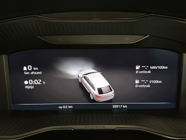 Skoda SUPERB Combi 1.4 TSI iV Memory/Trekhaak/ACC/Pano/Carplay/Stoelverwarming