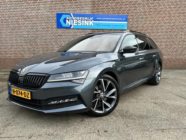 Skoda SUPERB Combi 1.5 TSI ACT Sportline Business Automaat Carplay/ACC/Pano/Trekhaak/Canton Audio/Memory/Keyless