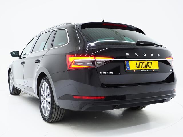 Skoda SUPERB Combi 1.4 TSI iV Style | Panoramadak | Trekhaak | Leder | 360 | Keyless | Adaptive Cruise | Memory | Carplay