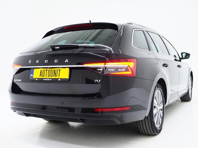 Skoda SUPERB Combi 1.4 TSI iV Style | Panoramadak | Trekhaak | Leder | 360 | Keyless | Adaptive Cruise | Memory | Carplay